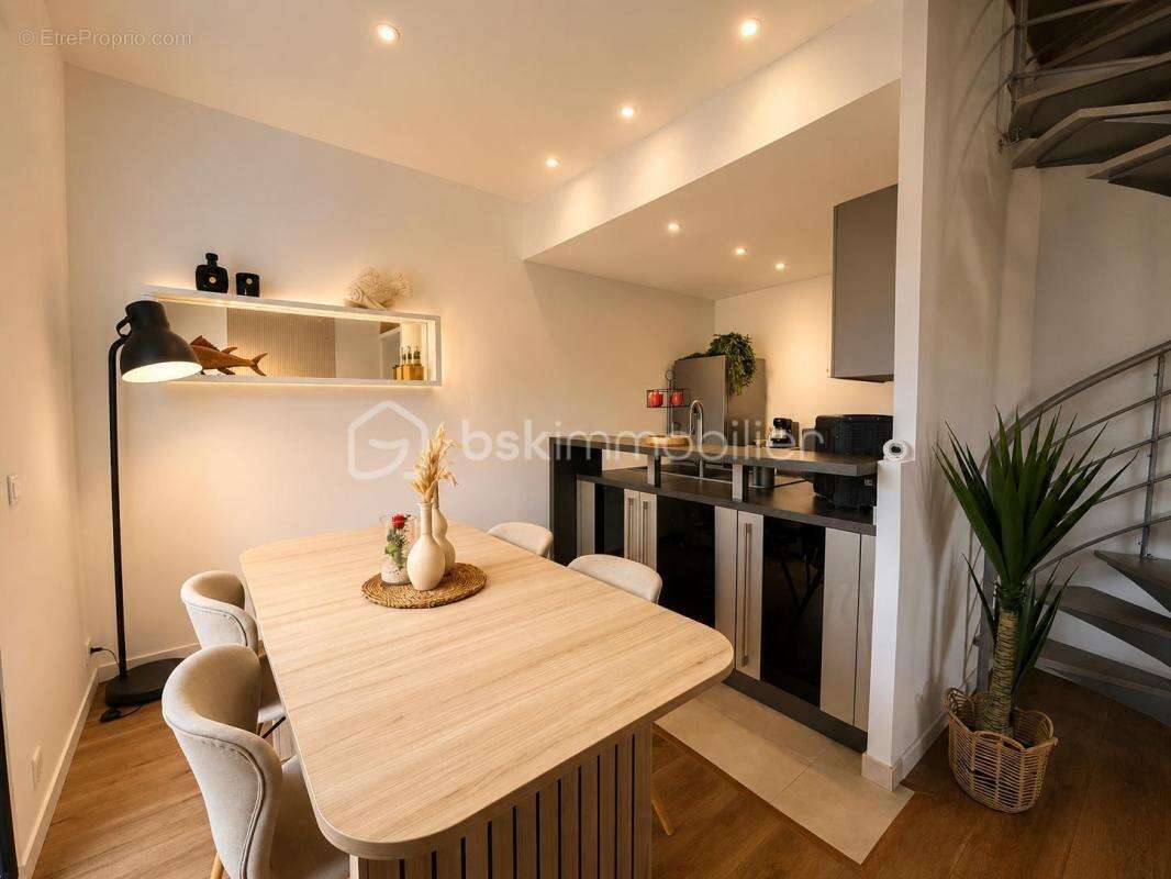 Appartement à LA VALETTE-DU-VAR