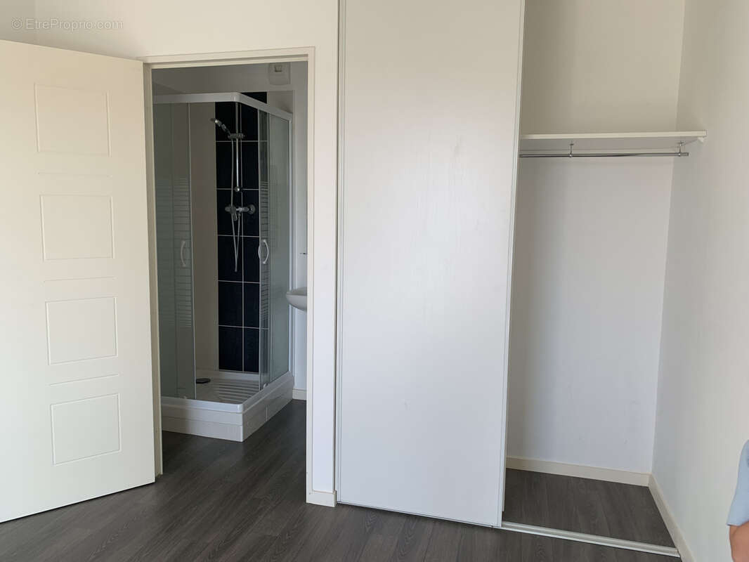 A Vendre appartement T4 de 86M2 - 3ème et dernier étage - CHAMBRAY LES TOURS - photo 5