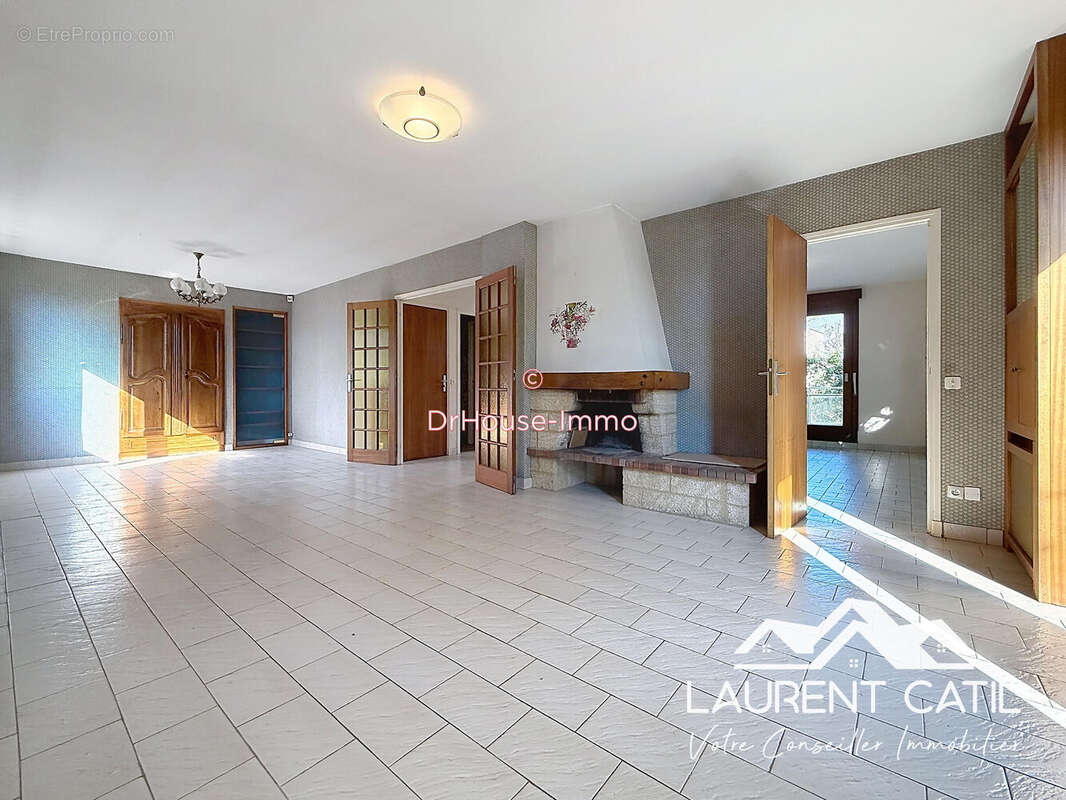 Maison à ROMANS-SUR-ISERE