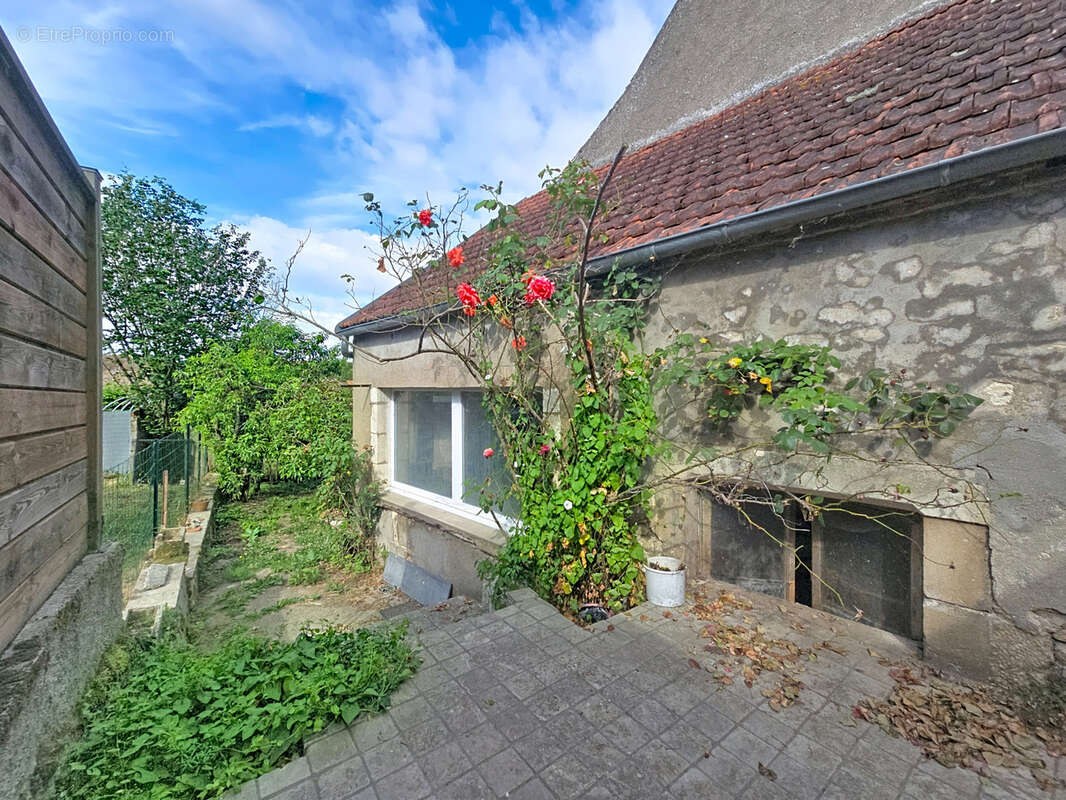 Maison à TRACY-SUR-LOIRE