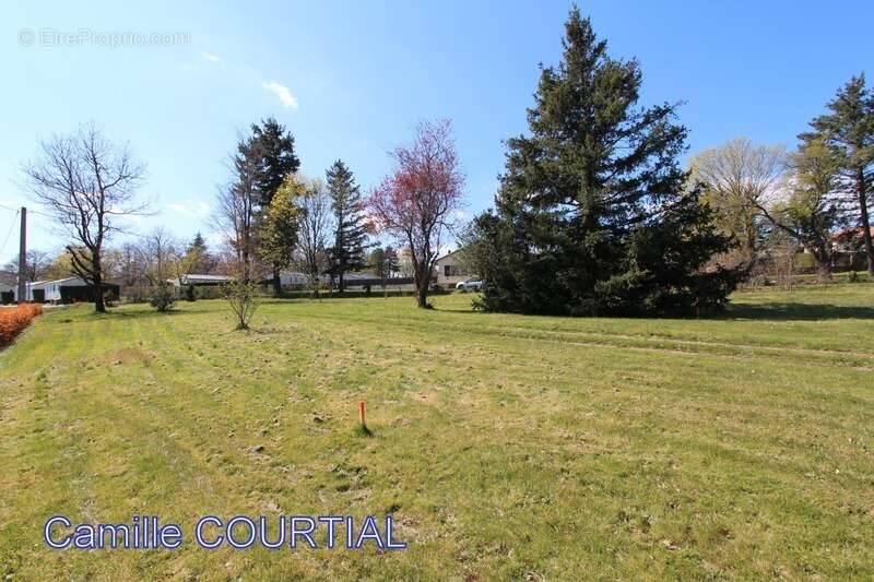 Terrain à VERNOUX-EN-VIVARAIS