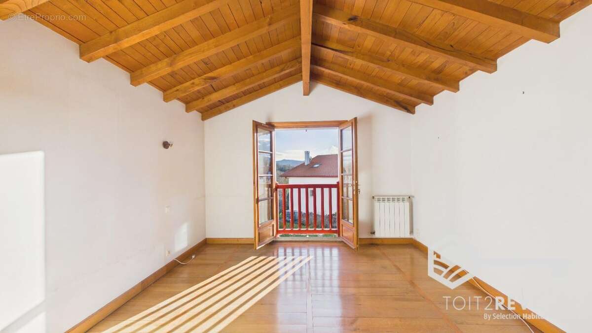 Maison à SAINT-JEAN-PIED-DE-PORT