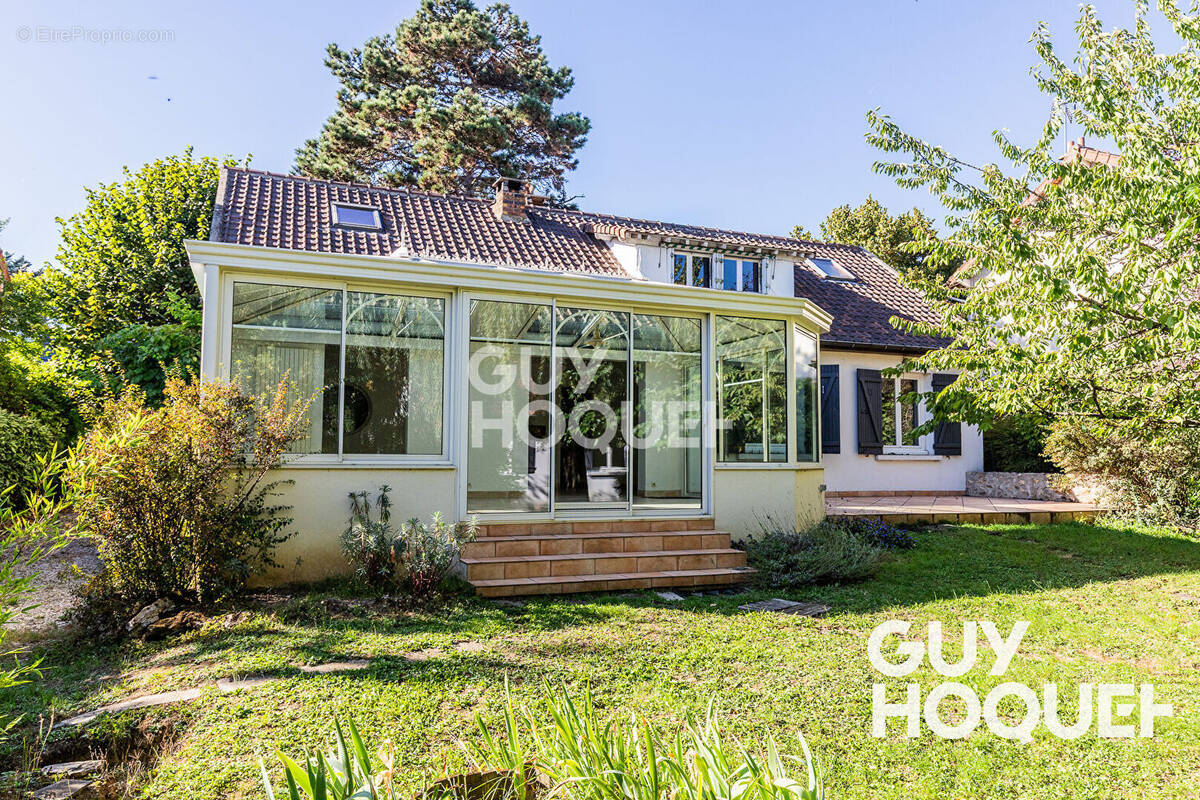 Maison à CHILLY-MAZARIN