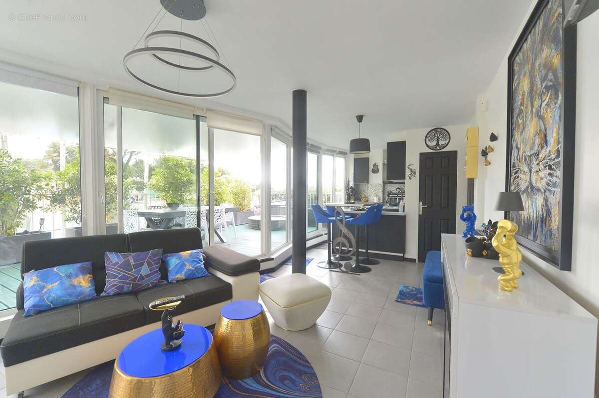 Appartement 59 m² à Saint-Georges-De-Didonne  - photo 3