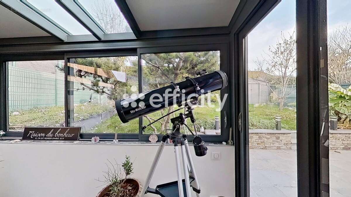 Maison à VILLE-LA-GRAND