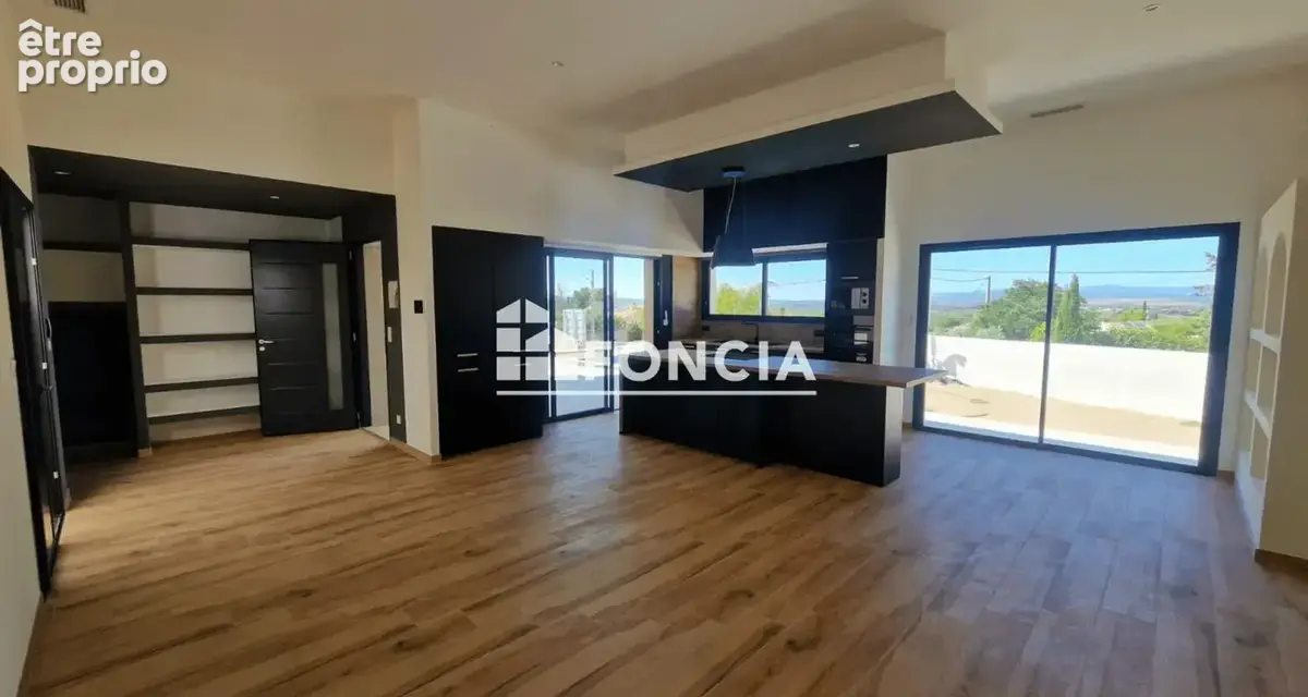 Maison neuve de 131 m² avec piscine, 4 chambres et une dépendance - photo 4