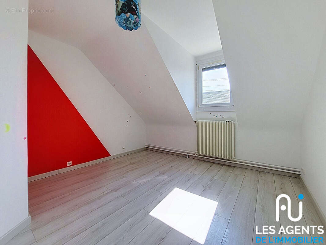 Maison Charsonville 6 pièce(s) - photo 8