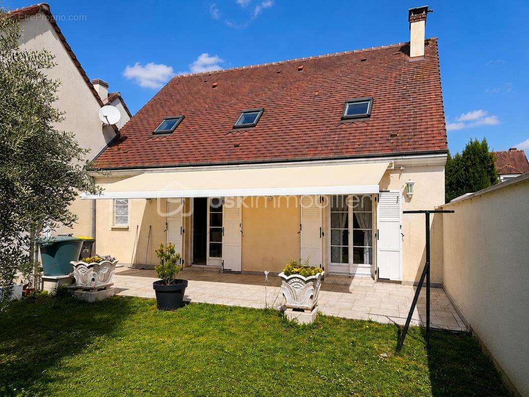 Maison familiale 149 m² - 4 chambres - Suite parentale - Garage 33 m² - DPE B - photo 13