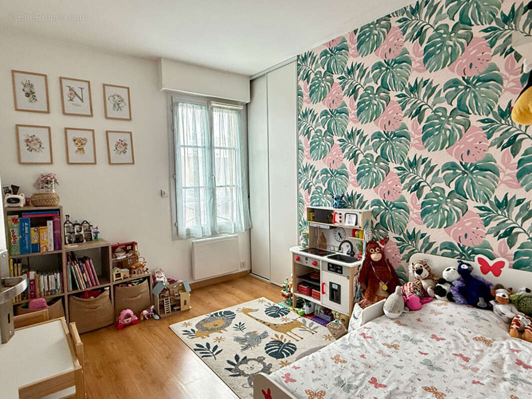 Appartement à COLOMBES