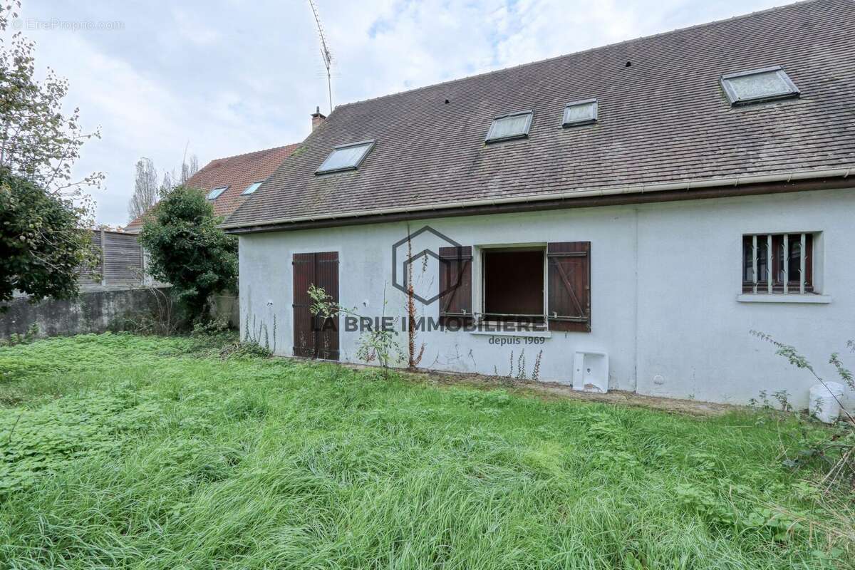 Maison 179 m² à Villecresnes  - photo 6