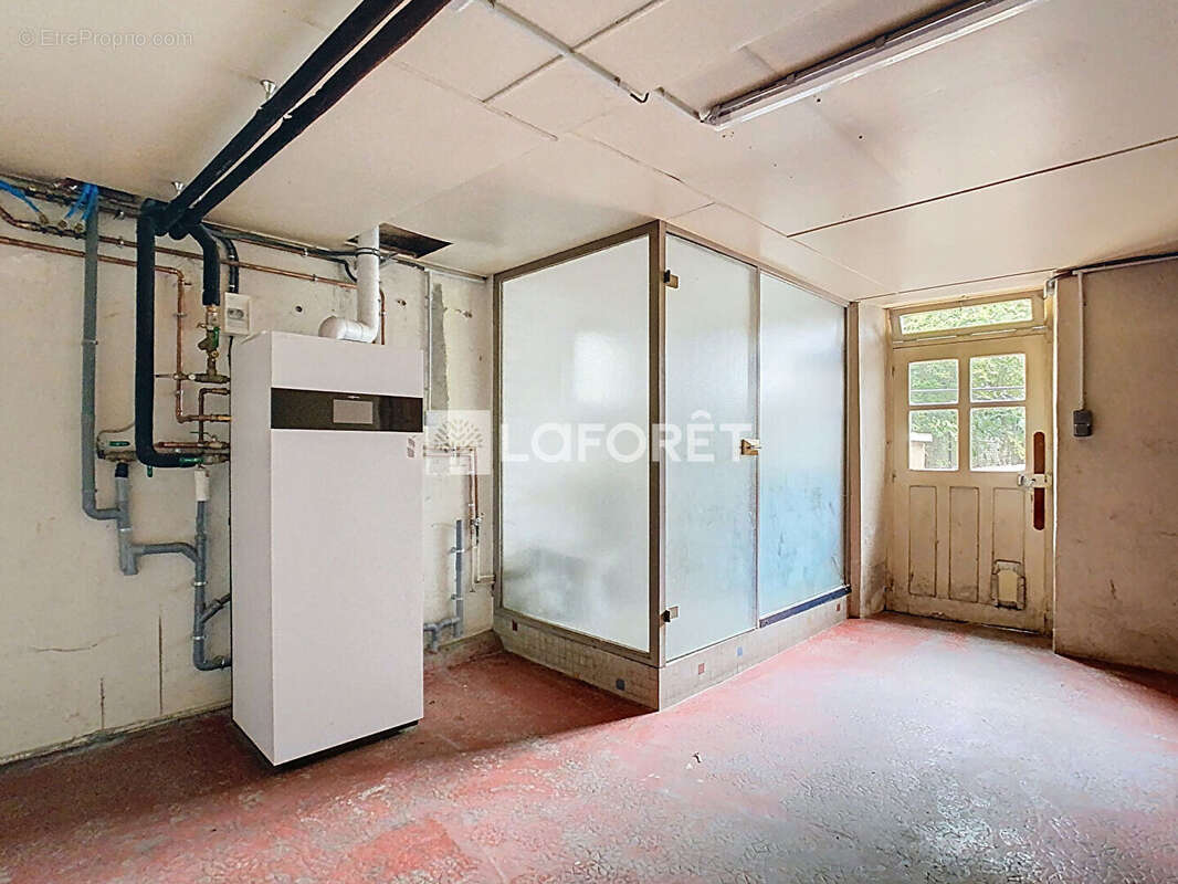 Maison à NEUFCHATEAU