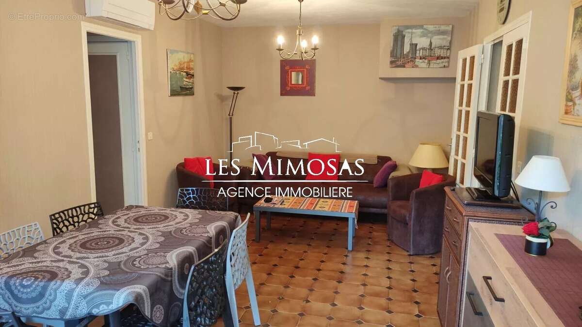 Appartement à FREJUS