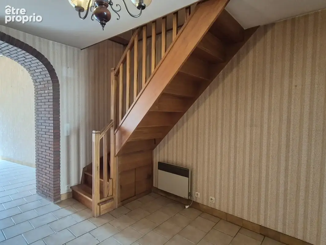 Indre (36) : maison de bourg à vendre 6 pièces de 156 m2 Véranda jardin clos et appartement supplémentaires ! - photo 8
