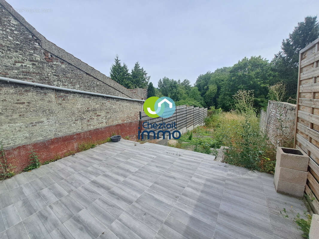 Maison 2 chambres jardin garage - photo 3