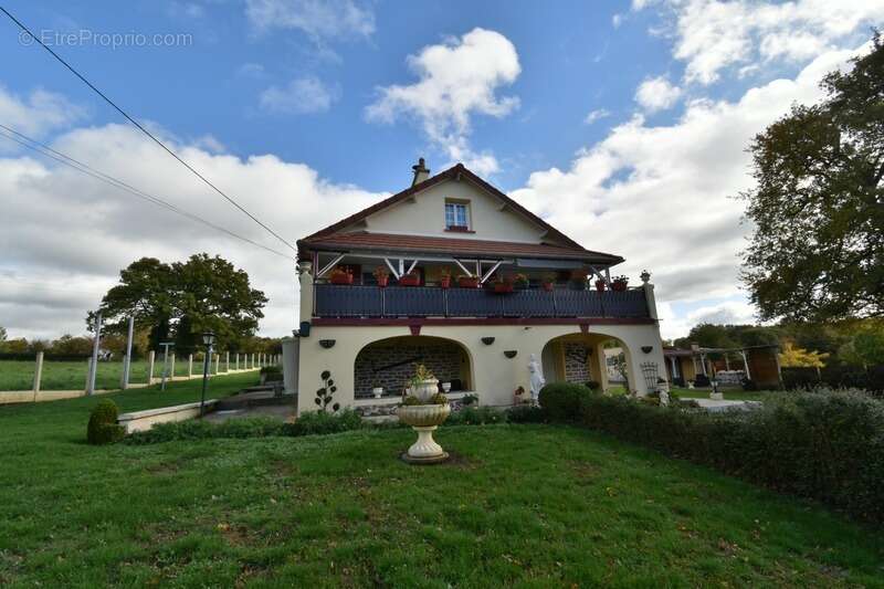 Maison à SAINT-PLANTAIRE
