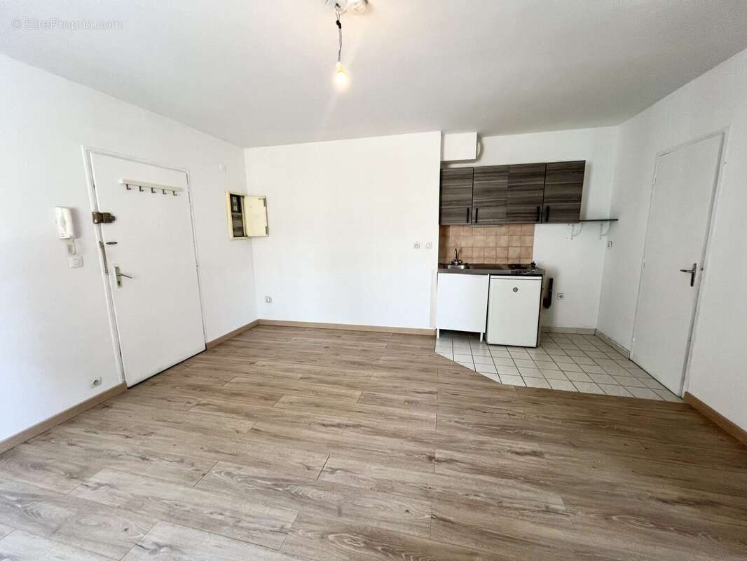 Appartement à CRECY-LA-CHAPELLE