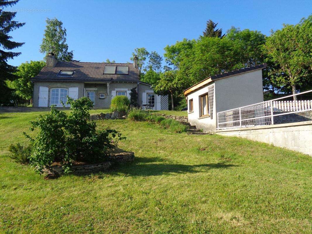 Maison à LE PERTUIS