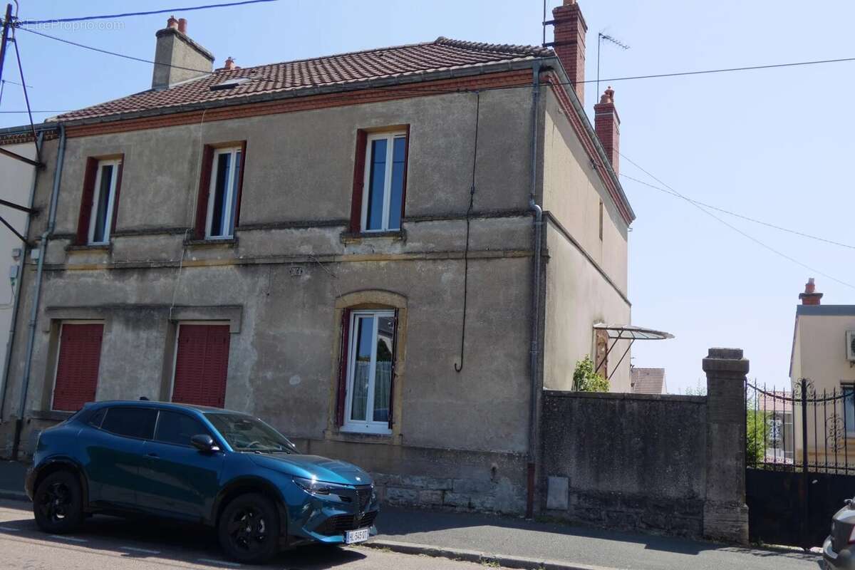 Le creusot - quartier croix menee - appartement en duplex - photo 16