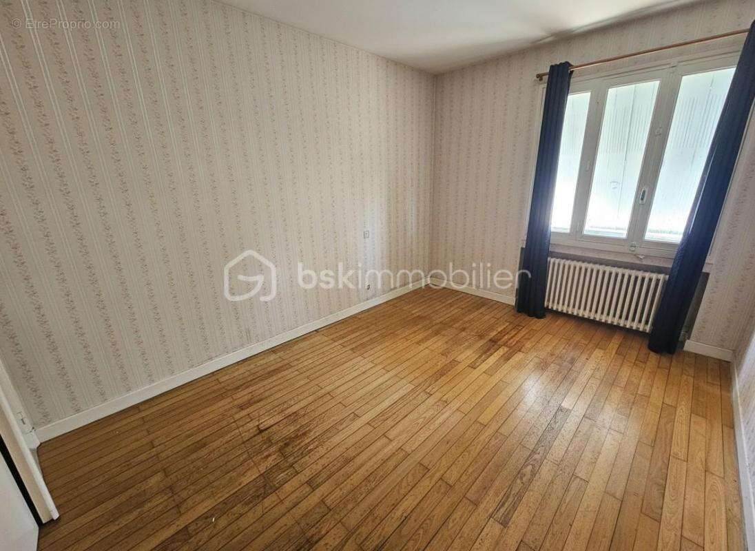 Noailly (42640) – Maison sur sous-sol avec vue dégagée et beau potentiel ! - photo 8
