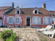 Maison à SAINT-PIERRE-LES-ETIEUX