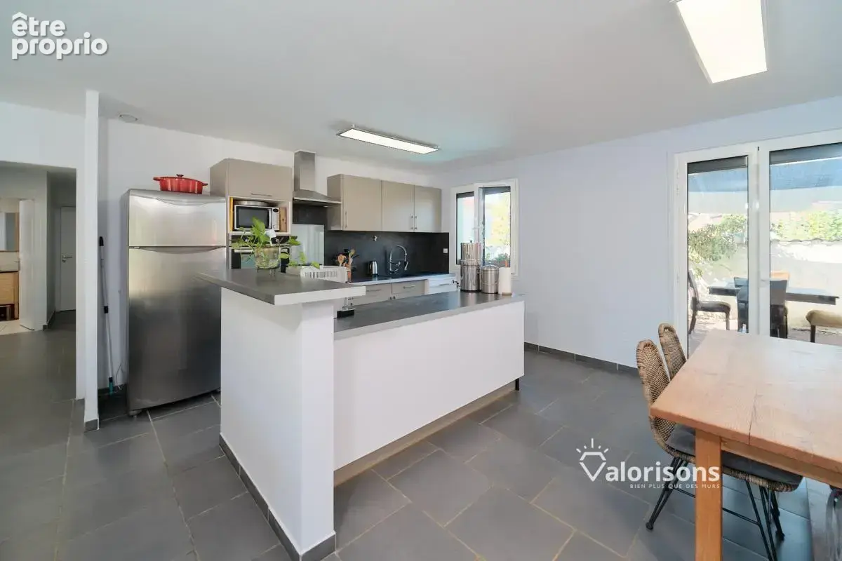 Maison 4 pièces 101 m² à vendre à Decines-Charpieu (69150) - photo 7