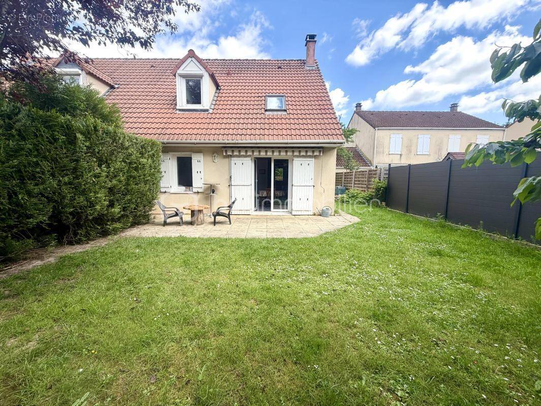 Maison à NANDY