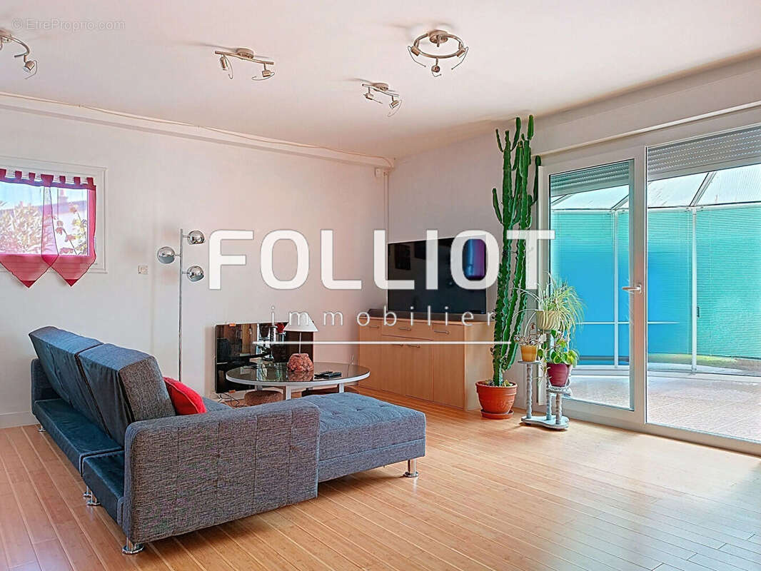 Maison à COURSEULLES-SUR-MER