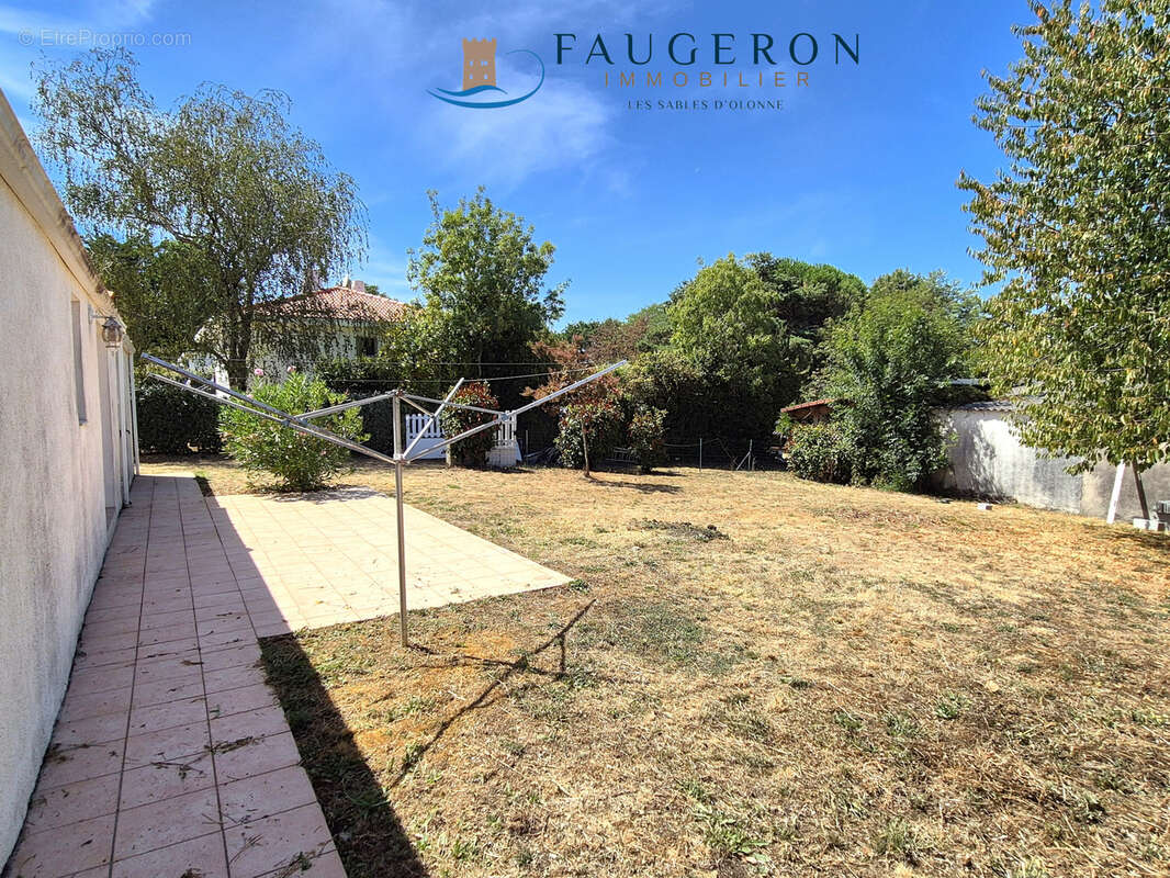 GROSBREUIL - Maison 103 m2 hab. + Terrasse & grand Jardin - photo 6
