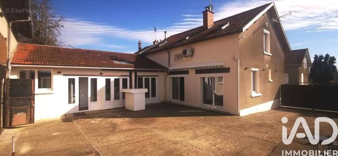 Photo 3 - Maison à CHARMONT