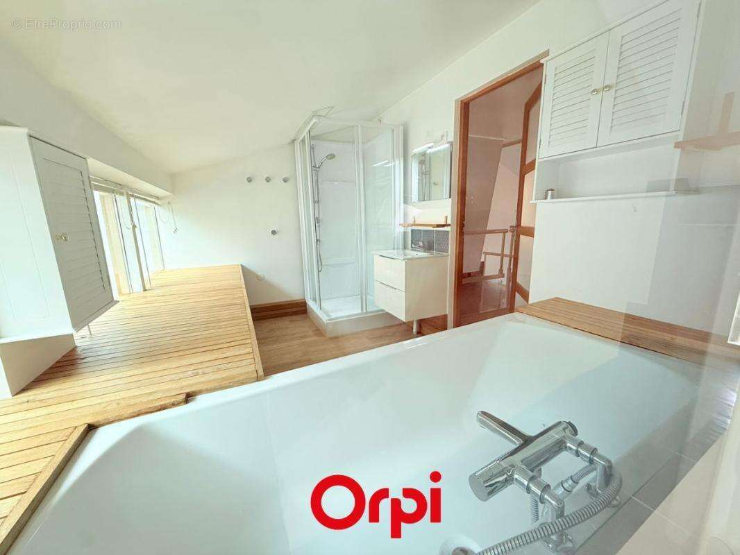 Maison Saint Mard 5 pièce(s) 194 m2 - photo 10