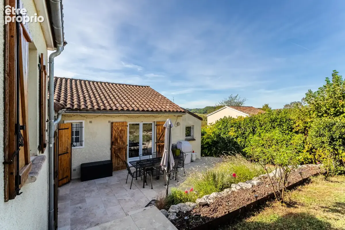 Maison de village avec jardin, piscine et parking - photo 18