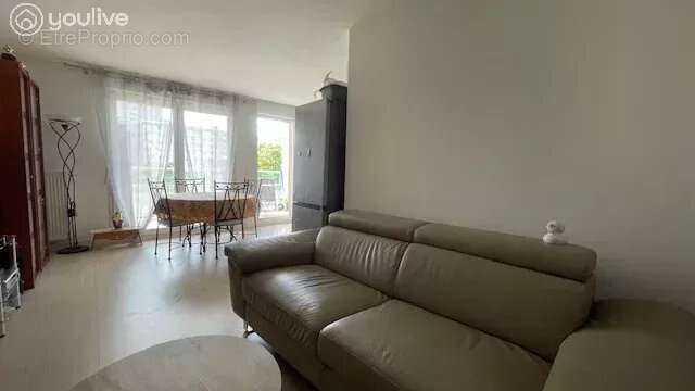 Appartement à SARTROUVILLE