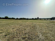 Terrain à MOISSIEU-SUR-DOLON