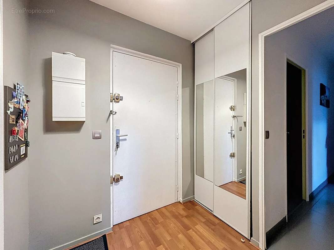 Appartement à ELANCOURT