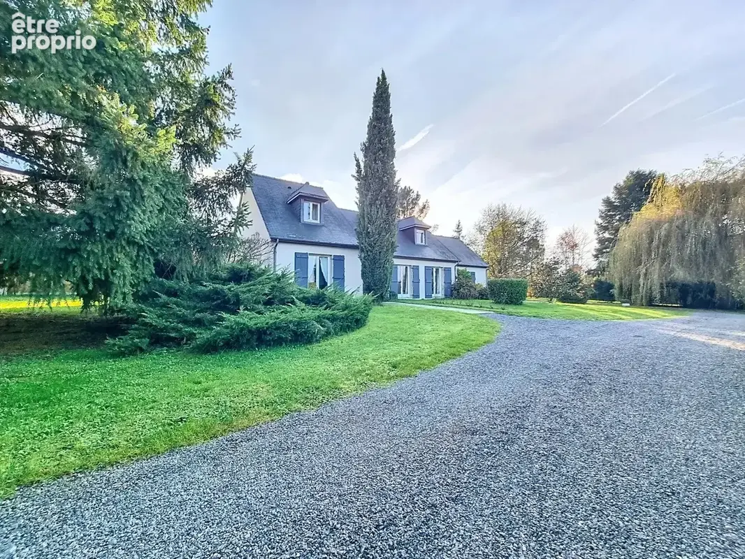 Maison à BLERE