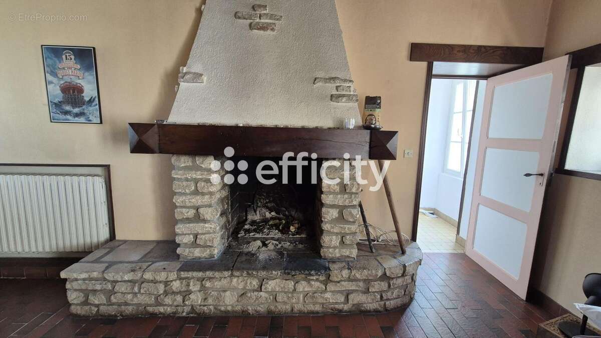 Maison à LE MOLAY-LITTRY