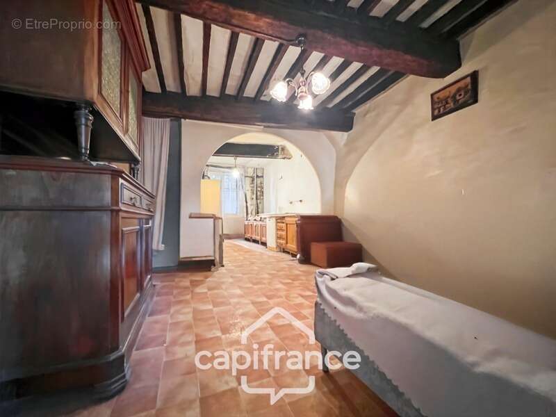 Maison à CAMPS-LA-SOURCE