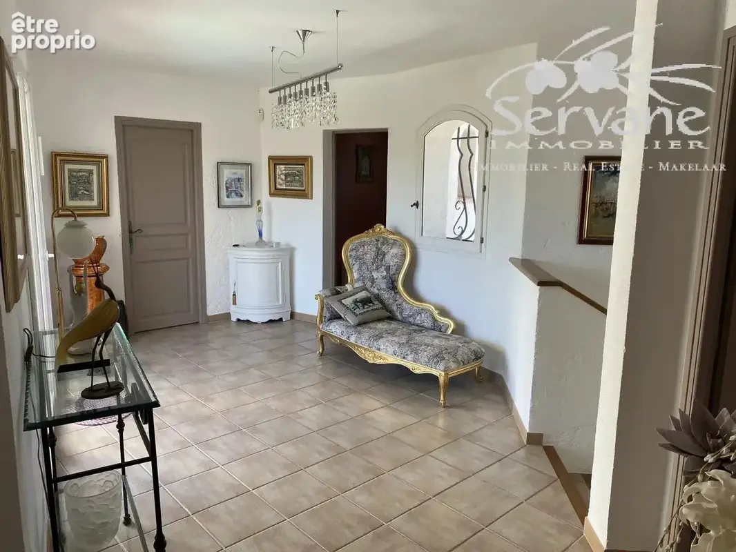 Belle villa aux beaux volumes avec piscine - photo 13