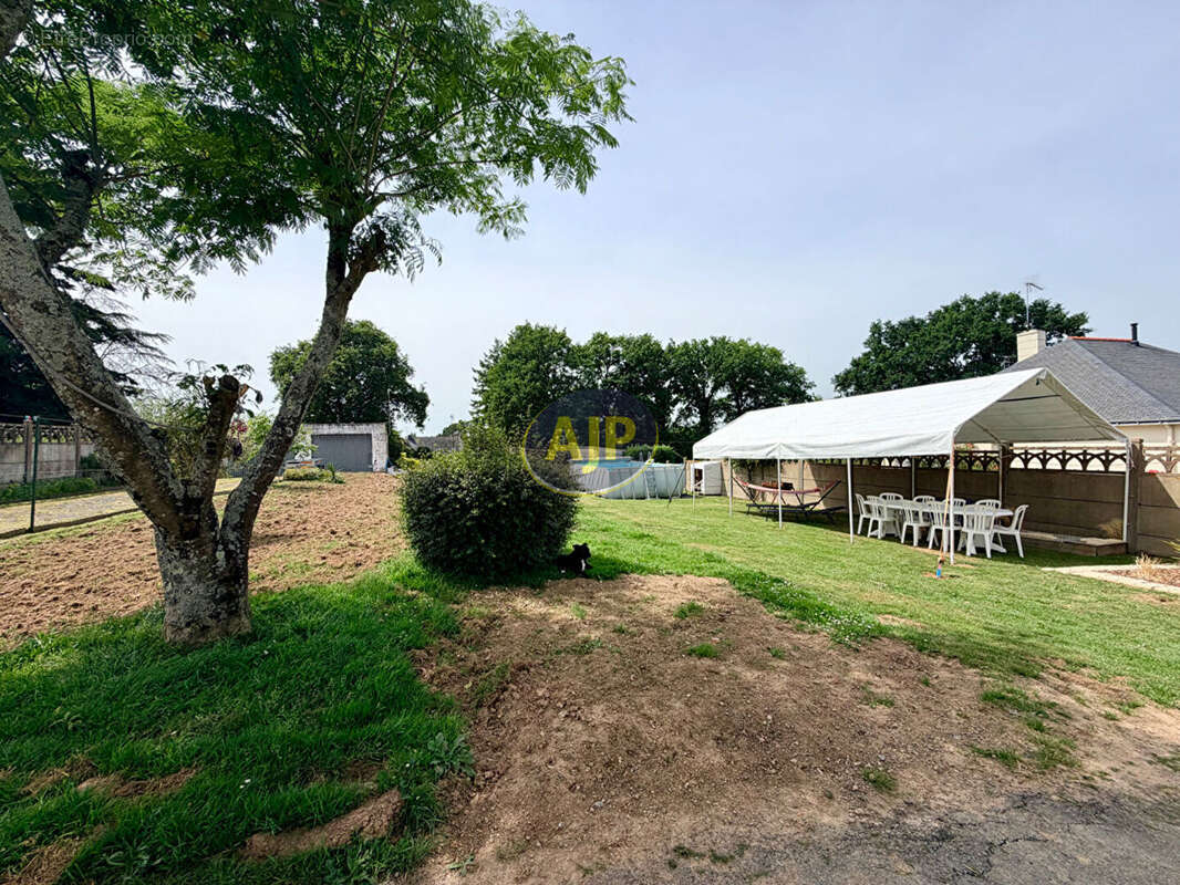 Maison Bourg Avessac - 6 pièces - 108 m2 - 1579 m2 Terrain - photo 12