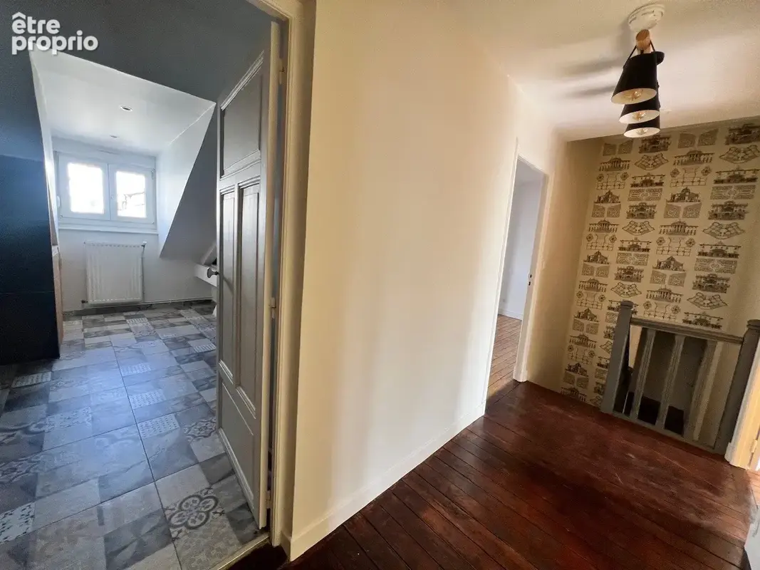 Secteur place du forum - magnifique duplex type 6 pieces de 135m2 + balcon - photo 20