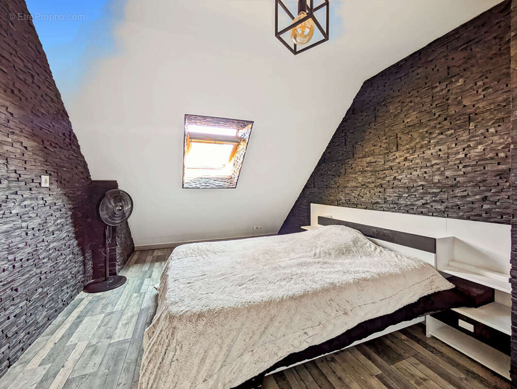 À vendre - Maison familiale - La Chapelle Aux Filtzmeens 3 chambres 87 m2 - photo 9