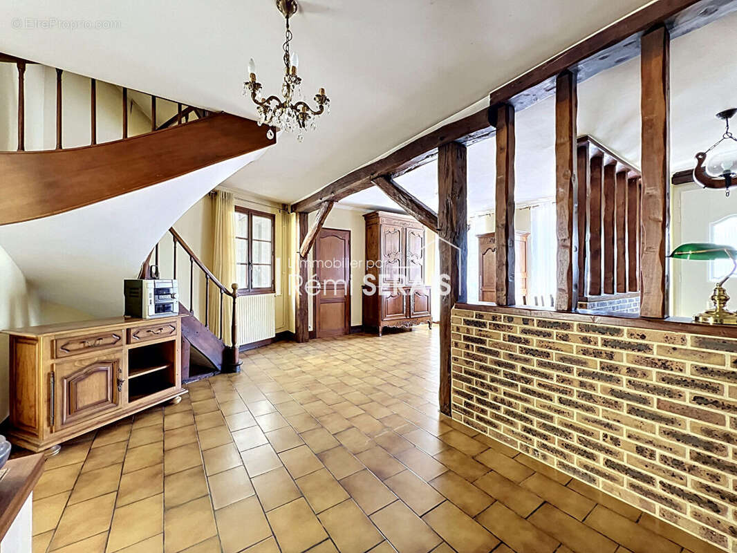 Maison de ville- Axe Alençon/ Mortagne-au-Perche - photo 3