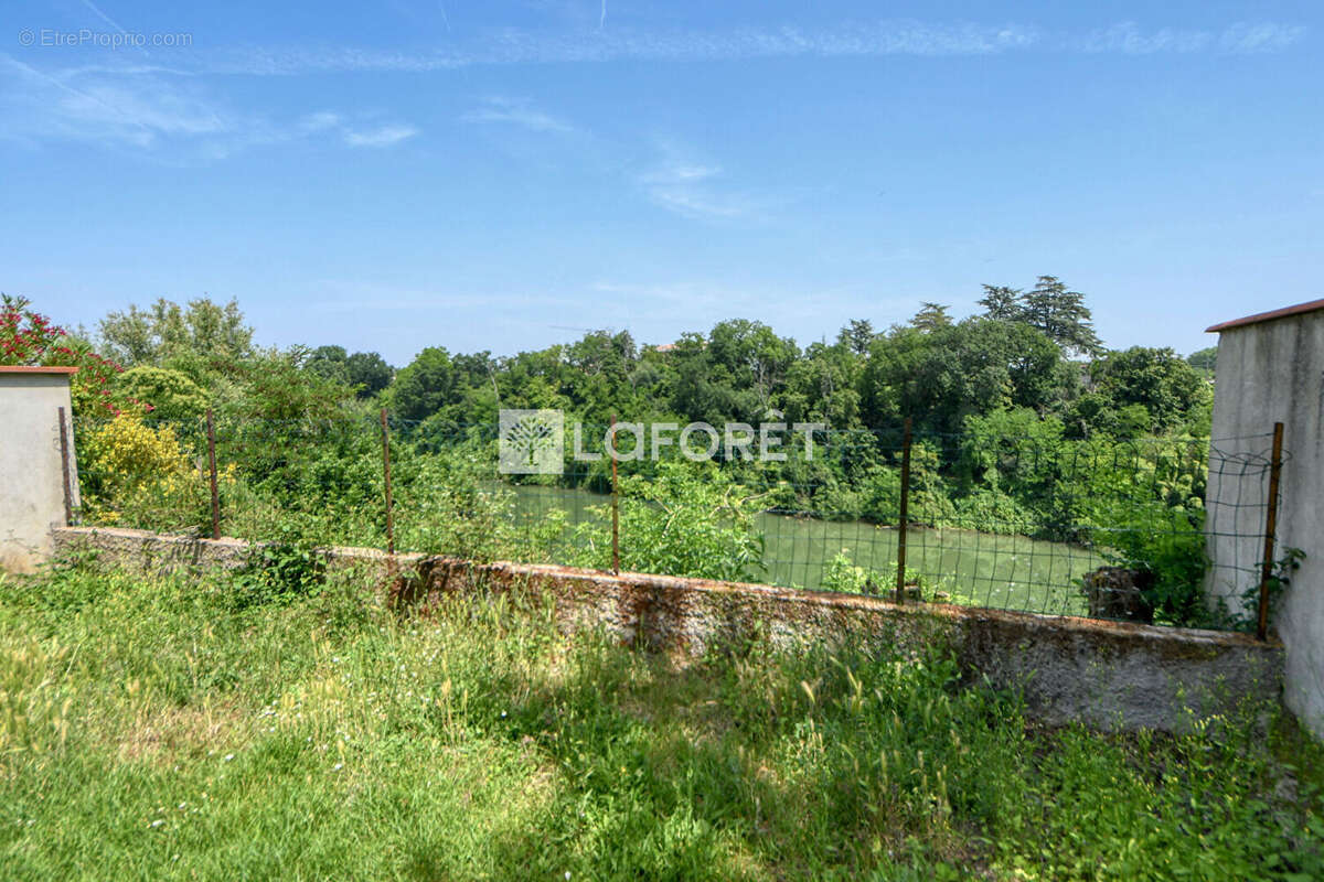 Maison à LISLE-SUR-TARN