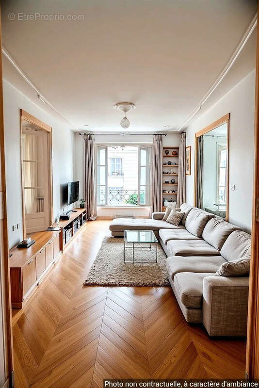 Appartement à PARIS-16E