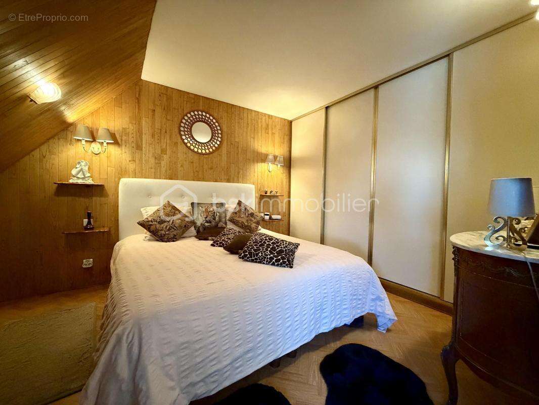 Maison familiale de 170 m² avec piscine, sous-sol complet et terrain arboré de 2 570 m² - 87220 Eyjeaux - photo 13
