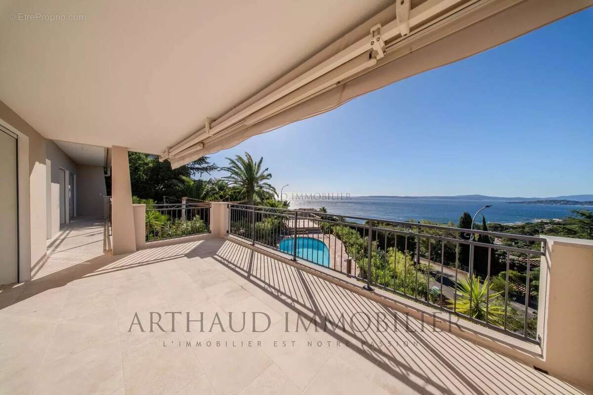 Appartement à LES ISSAMBRES