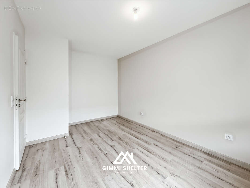 Appartement à ROMAGNAT