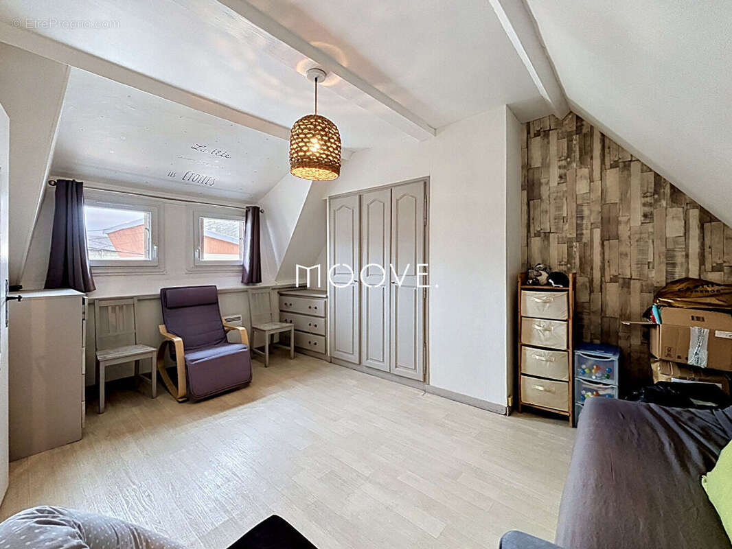 Maison Le Petit Quevilly 6 pièce(s) 137 m2 - photo 4