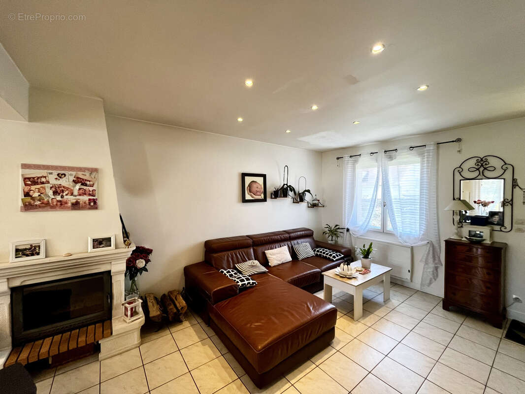 Maison à ROZAY-EN-BRIE