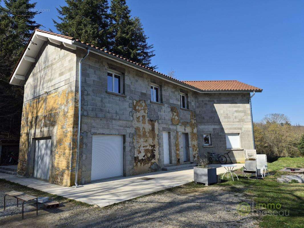 Maison à LA COTE-SAINT-ANDRE